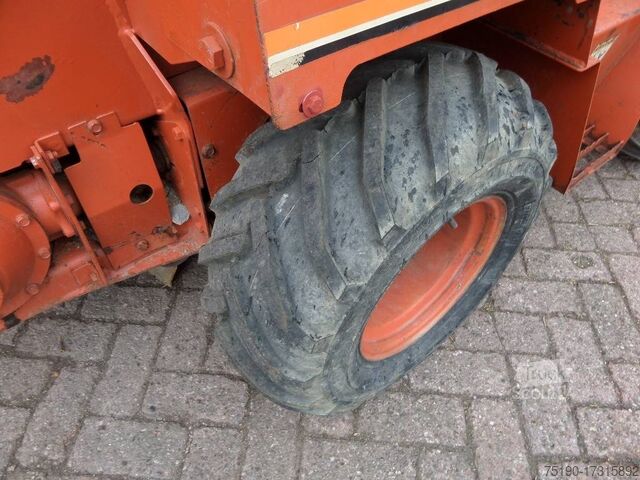 Trencher Ditch Witch 3610 DD