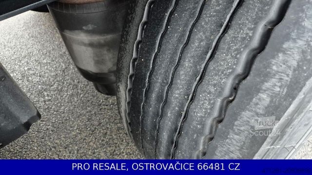 Ανοιχτό ημιρυμουλκούμενο με μουσαμά KÖGEL SN 24 CARGO + LIFTACHSE + NEUE BREMSE