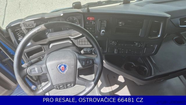 Nagy térfogatú nyergesvontató SCANIA R450 N323 MEGA EURO 6 + RETARDER