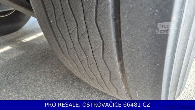 Tanker yarı römork SEKA SPSTT - LEBENSMITTEL + 3 KAM. + LACHSE + 31m3