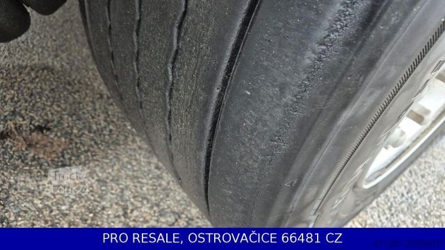 Відкритий напівпричіп з тентом KRONE SD MEGA LINER + LIFTACHSE