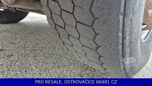 Samochód ciężarowy z plandeką typu platforma IVECO EUROCARGO ML 140E28 EURO 5 + PRITSCHE 7,29 + LBW
