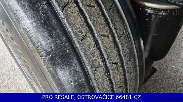 Ανοιχτό ημιρυμουλκούμενο με μουσαμά KÖGEL SN 24 CARGO + LIFTACHSE