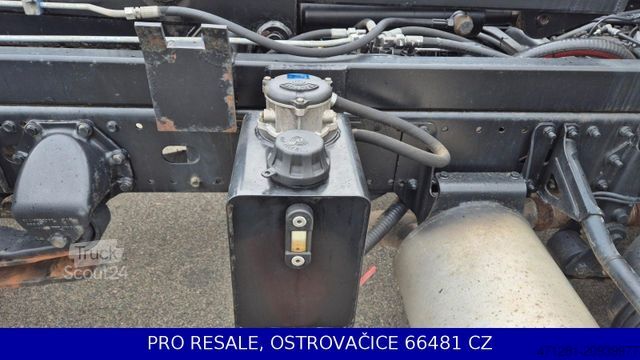 Abrollkipper MAN TGL 12.180 BB EURO 3 - ABROLLKIPPER + KONTAINER