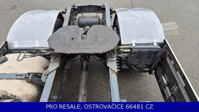 Standard SZM VOLVO FH 13.440 42T EURO 5 + IPARKCOOL + KYPHYDR