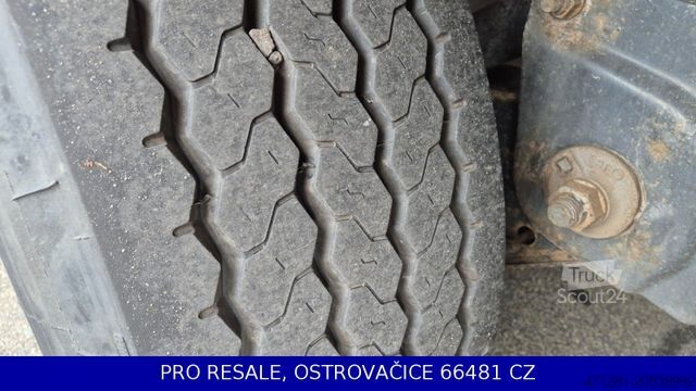 Auflieger mit Pritsche & Plane SCHWARZMÜLLER SPA 3/E STD + LIFTACHSE