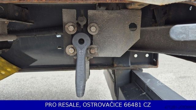 Auflieger mit Pritsche & Plane SCHWARZMÜLLER SPA 3/E STD + LIFTACHSE