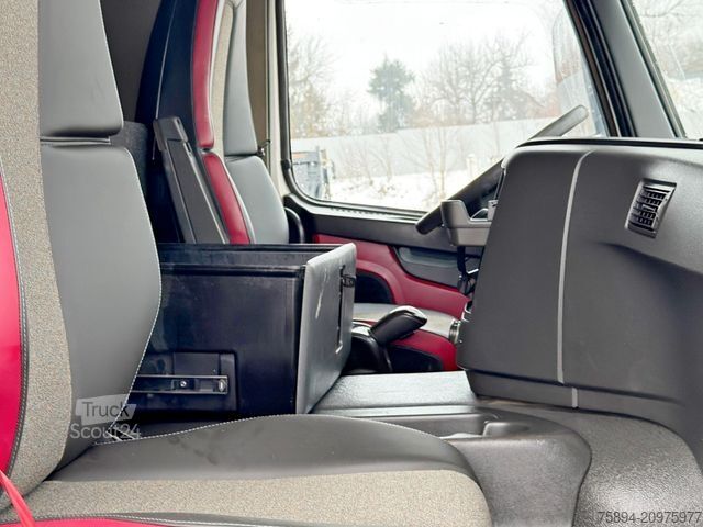 Billenő teherautó VOLVO FMX 460 Kipper * TOPZUSTAND / 8x4 !