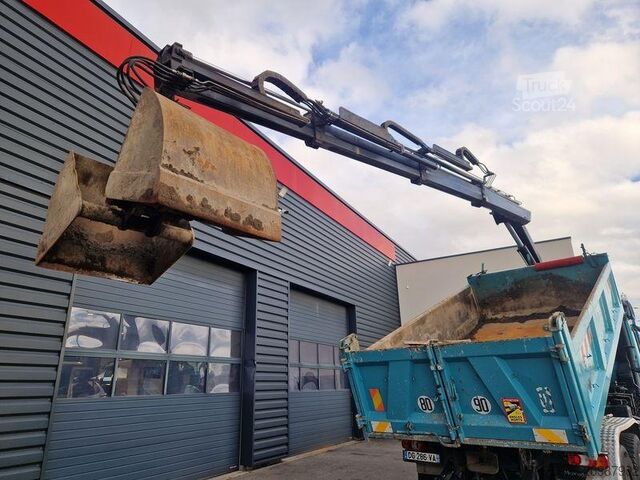 Camion benne Mercedes Arocs