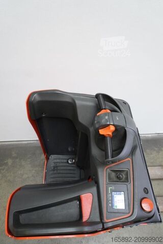 Elektrische meelooppallettruck met sta-platform Linde T 20 SF 1154