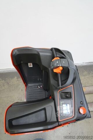 Elektrische meelooppallettruck met sta-platform Linde T 20 SF 1154