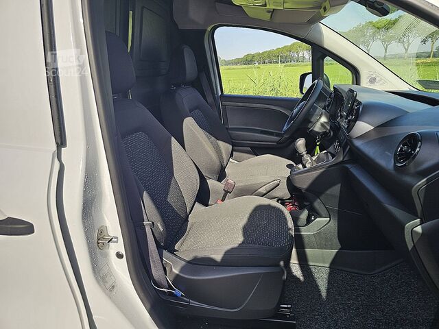 Valiză MERCEDES-BENZ CITAN 108 CDI L2 Mbux Navi Euro6 !