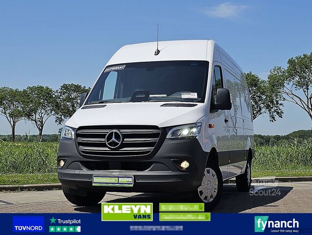 Camioneta familiar de techo alto MERCEDES-BENZ SPRINTER 317 L2H2 LED Mbux10 AC!