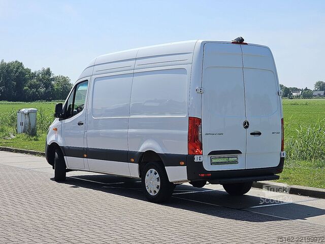Camioneta familiar de techo alto MERCEDES-BENZ SPRINTER 317 L2H2 LED Mbux10 AC!