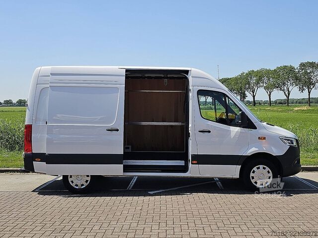 Camioneta familiar de techo alto MERCEDES-BENZ SPRINTER 317 L2H2 LED Mbux10 AC!