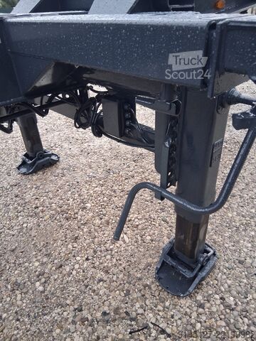 Uzatılabilir konteyner taşıyıcı yarı römork Zorzi Porta container allungabile tutte le mis