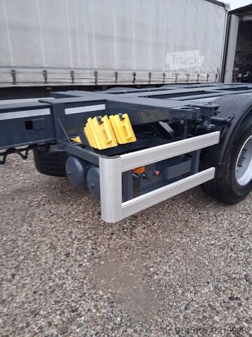 Uzatılabilir konteyner taşıyıcı yarı römork Zorzi Porta container allungabile tutte le mis