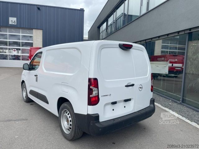 Fourgon tôlé OPEL Combo Electric XL L2H1 136 AT 50 kWh-Batterie