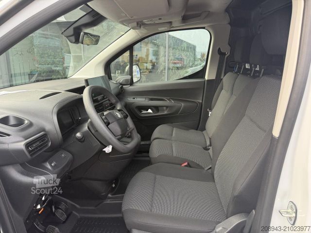 Fourgon tôlé OPEL Combo Cargo L2H1 130 MT