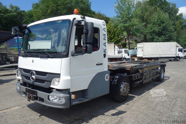 Swap body truck MERCEDES-BENZ Kamag Wiesel