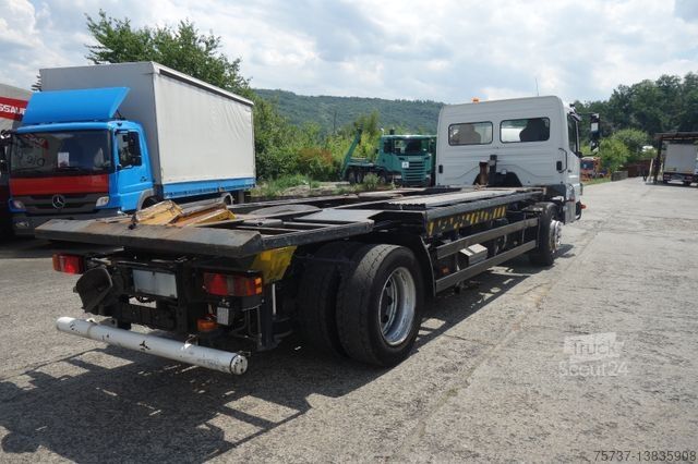 Swap body truck MERCEDES-BENZ Kamag Wiesel