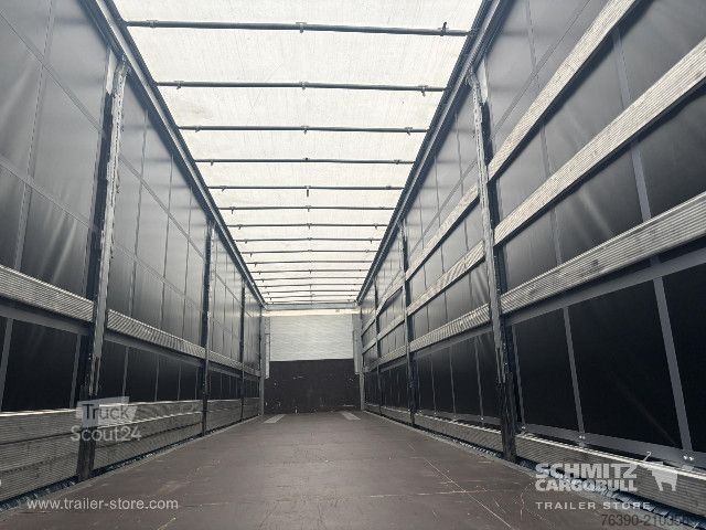 Open semitrailer with tarp Schmitz Cargobull Semitrailer Curtainsider Standard