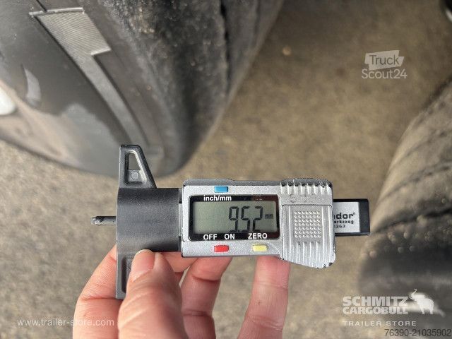 Open semitrailer with tarp Schmitz Cargobull Semitrailer Curtainsider Standard