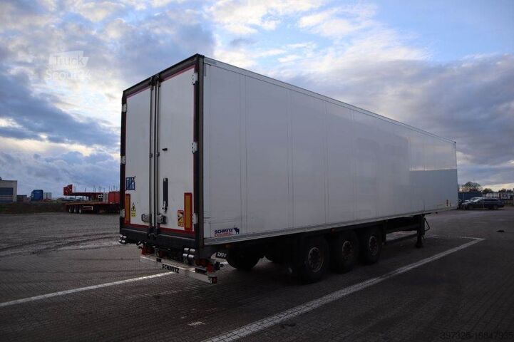 Refrigerated/frozen transport Schmitz Cargobull 3 aks køletrailer