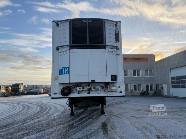 Kühl-/Tiefkühltransport Schmitz Cargobull Refrigerated trailer / Kühlauflieger / Køletrailer