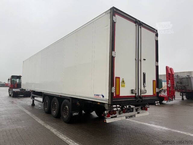Kølet/frosset transport Schmitz Cargobull 3 aks køletrailer