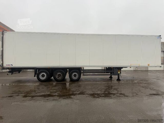 Kølet/frosset transport Schmitz Cargobull 3 aks køletrailer