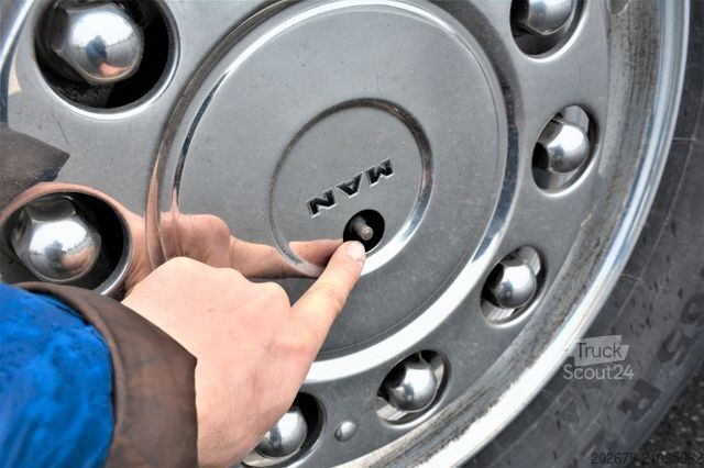 Standardni tegljač MAN TGX 18.500 INDIVIDUAL 2-KREIS HYDRAULIK  RETARDE