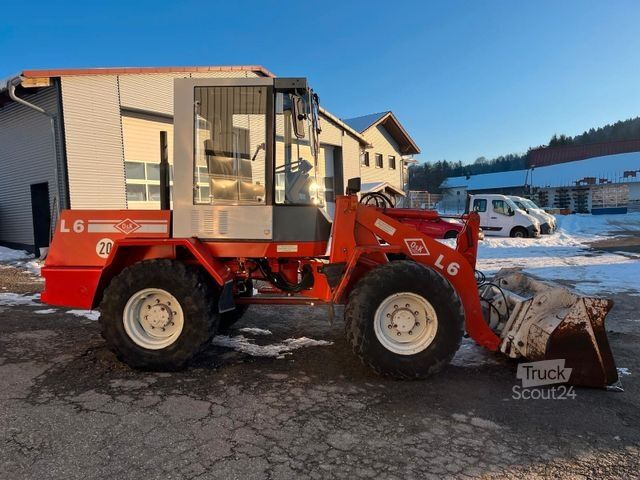 Kolesový nakladač O&K L6-3