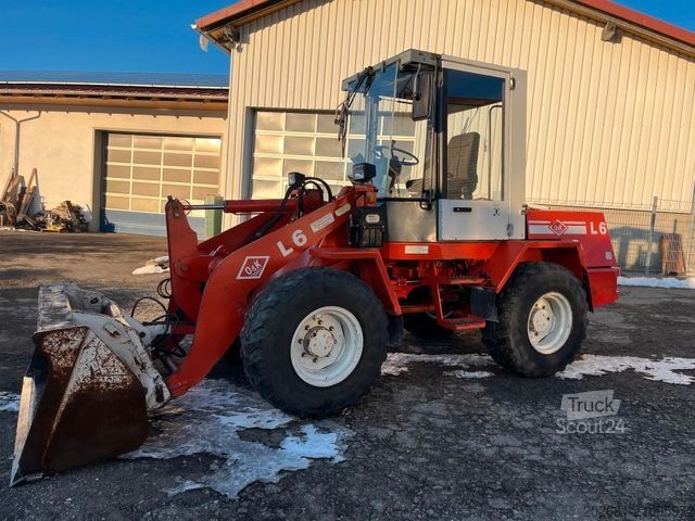 Kolesový nakladač O&K L6-3