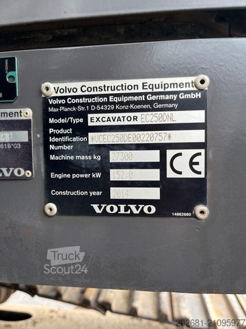 Kettenbagger VOLVO EC250 DNL