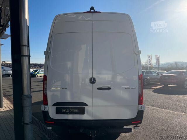 High-roof van Mercedes-Benz Sprinter 519 CDI DoKa/Mixto Stdheiz AHK3,5to