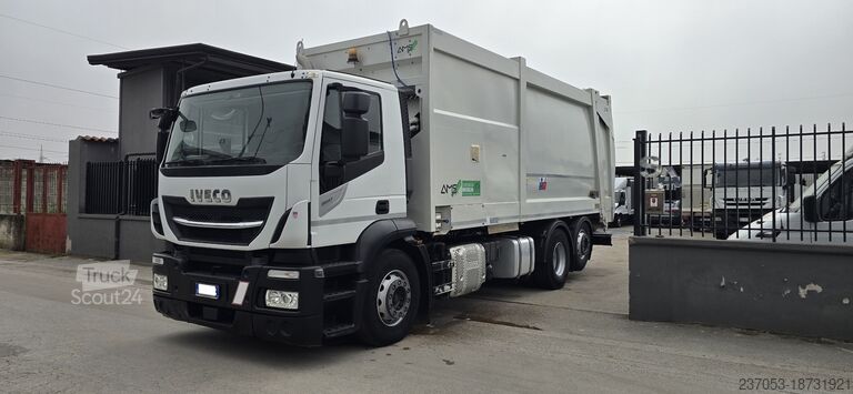 ZAŁADUNEK CIĘŻARÓWKI DO ZAGĘSZCZANIA ODPADÓW Iveco STRALIS 360