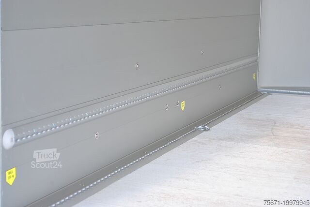 Reboque de caixa Cheval Liberté Debon Roadster C400 Alu / Seitentür