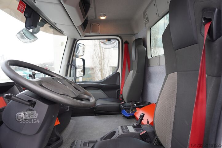 Piattaforma con gru Renault RENAULT C280 DTI 8 / FASSI crane 8 m