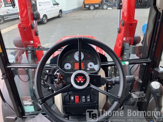 Трактор Massey Ferguson MF 4709 M Cab Essential