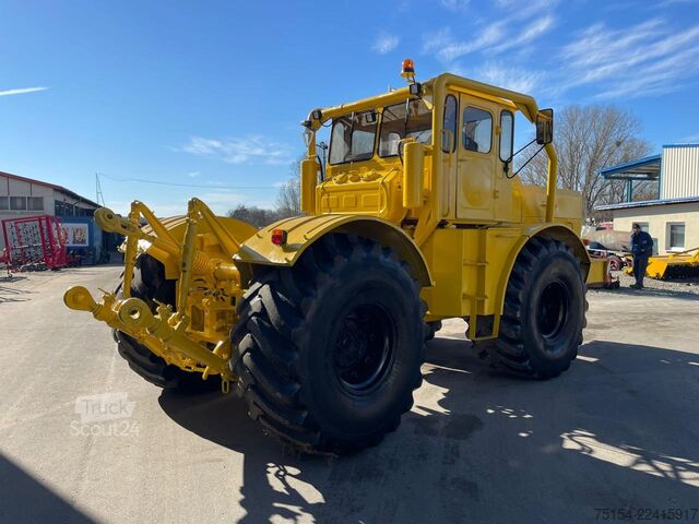 Traktor Kirovets K700A V8