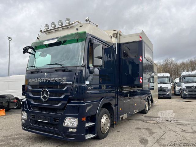Cattle truck MERCEDES-BENZ 2541 L 6x2 Actros 4 Pferde 2 Wohnungen Popout JL