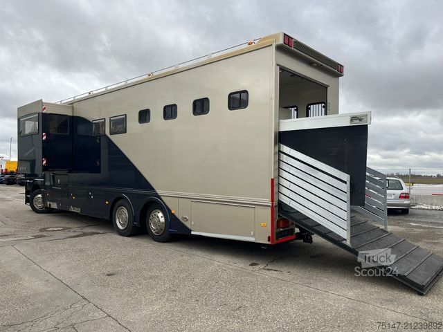 Cattle truck MERCEDES-BENZ 2541 L 6x2 Actros 4 Pferde 2 Wohnungen Popout JL