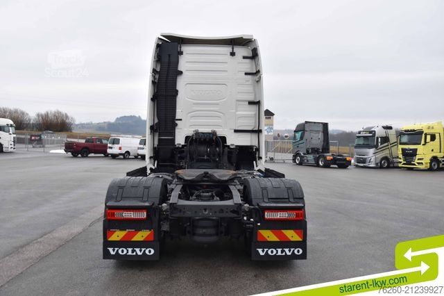Standard tractor unit VOLVO FH 500 AERO XL Turbocompound CMS VEB+ LED