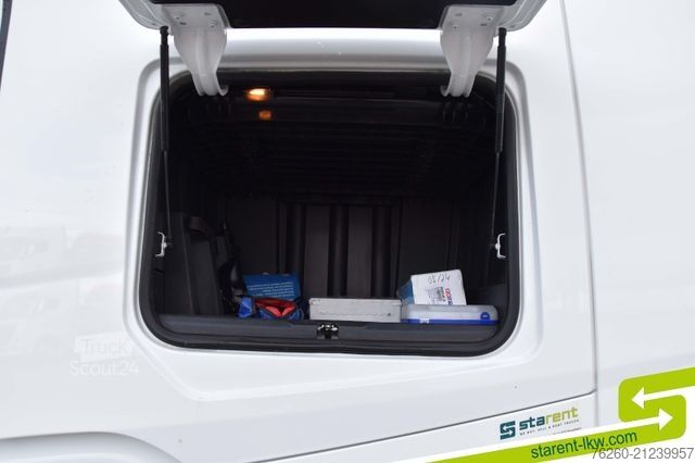 Standard tractor unit DAF XG 530 Intarder Standklima ACC Hydraulik