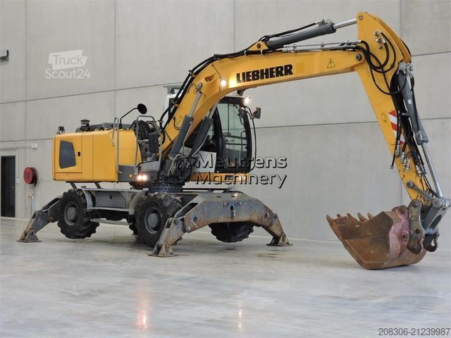 Mobiele graafmachine LIEBHERR A920