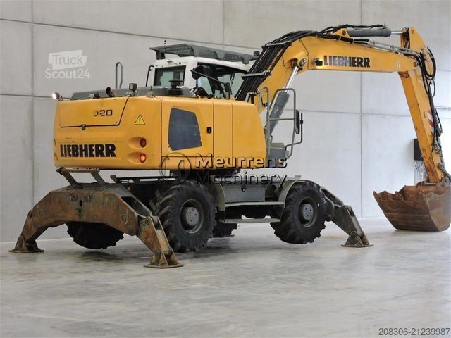 Mobiele graafmachine LIEBHERR A920