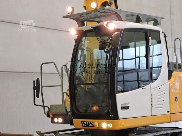 Mobiele graafmachine LIEBHERR A920