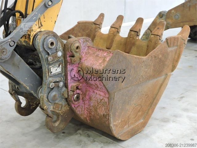 Mobiele graafmachine LIEBHERR A920