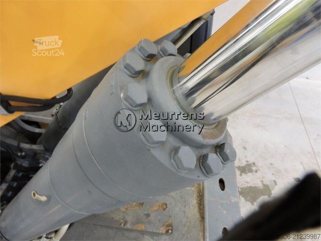 Mobiele graafmachine LIEBHERR A920